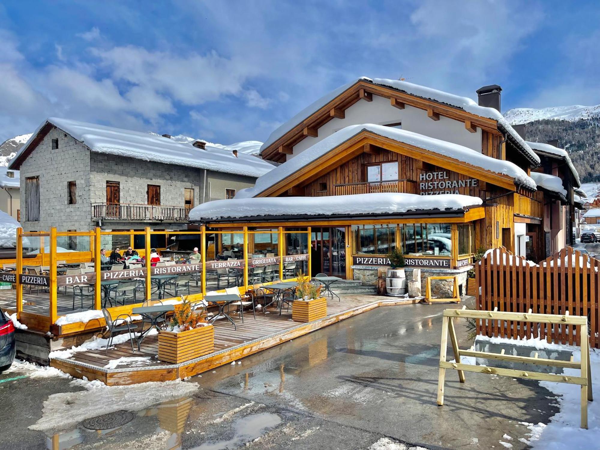Hotel Galli'S - Centro Livigno Ngoại thất bức ảnh